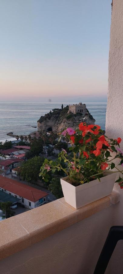 Ferienwohnung La Finestra Sul Mare Tropea Exterior foto